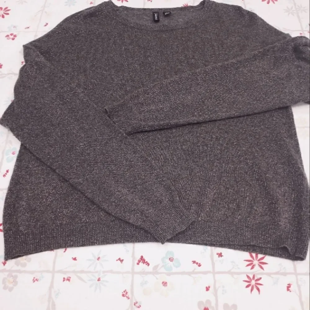 Relativity LGrayAngoraNylonRayon MetalicLngslvsKnitted CrewNeck Women's Sweater.